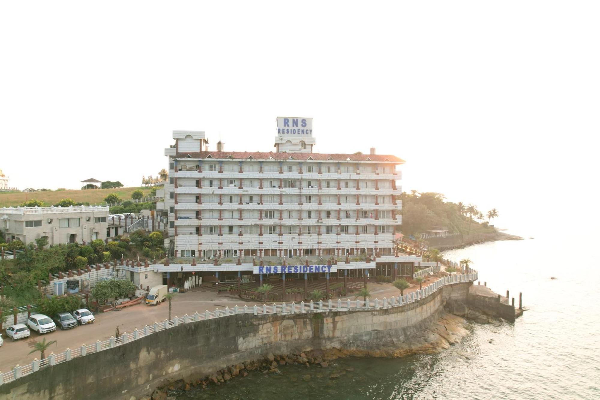 Hotel RNS Residency Sea View Māvalli Zewnętrze zdjęcie