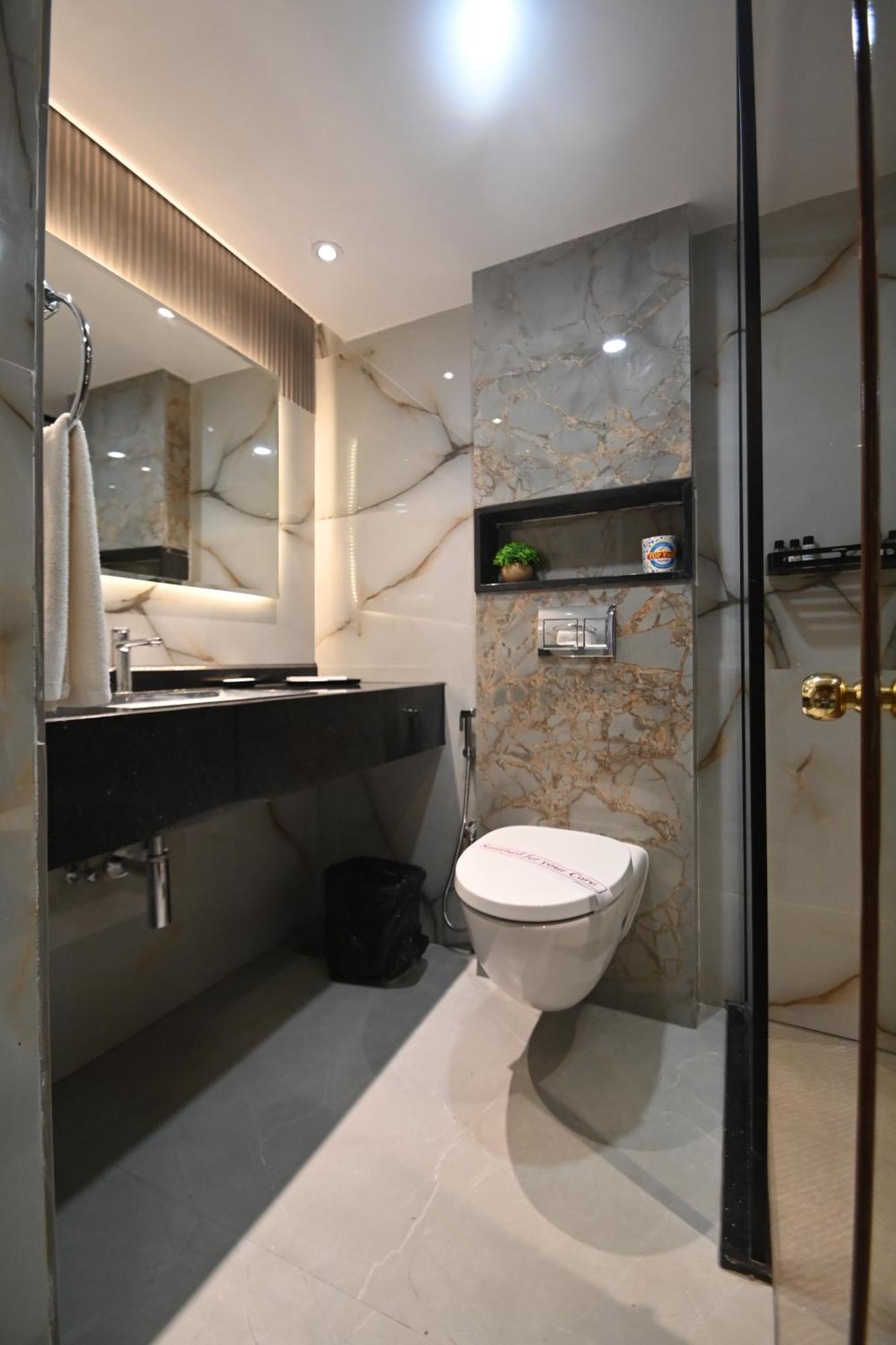 Hotel RNS Residency Sea View Māvalli Zewnętrze zdjęcie