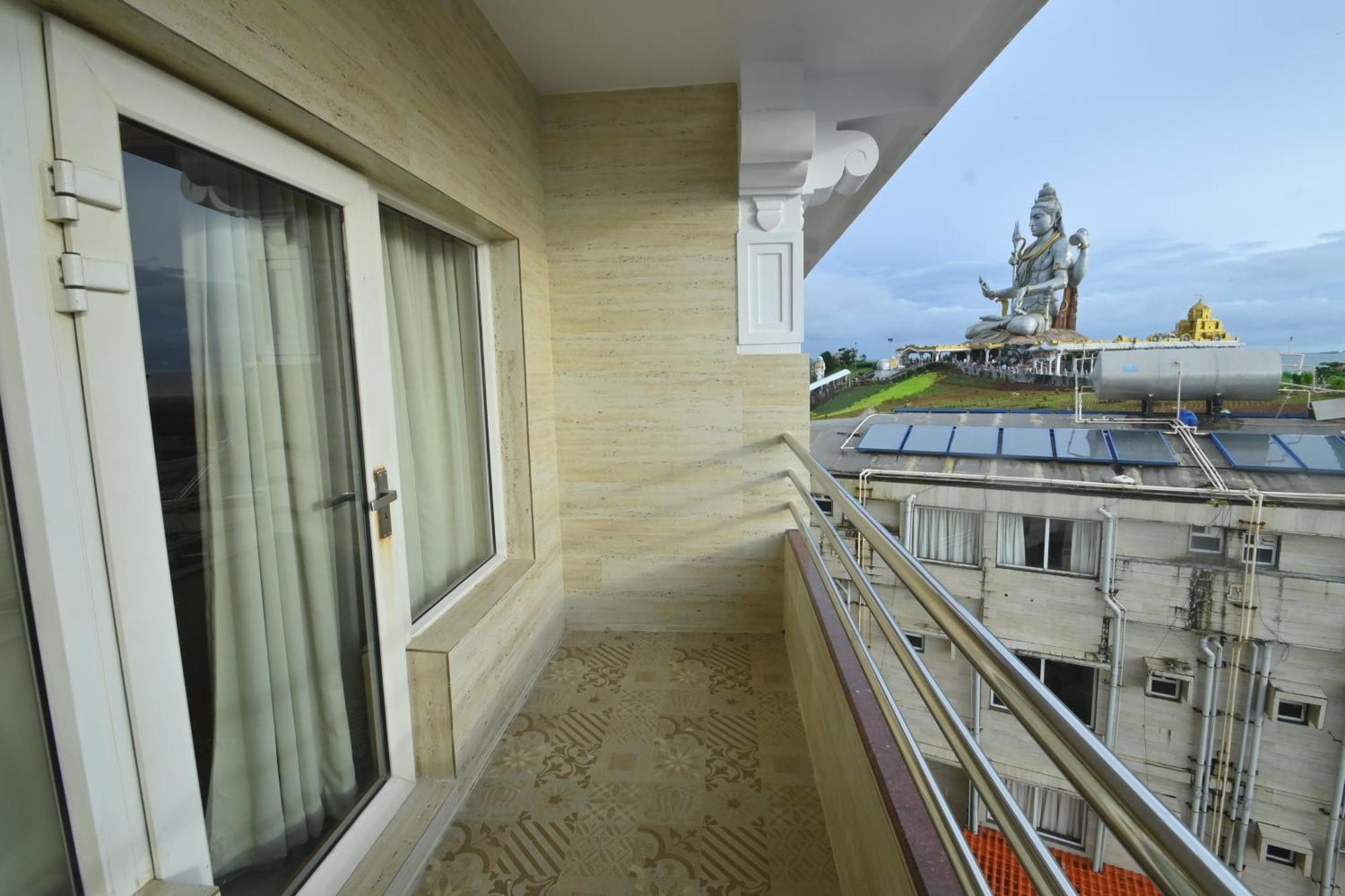 Hotel RNS Residency Sea View Māvalli Zewnętrze zdjęcie